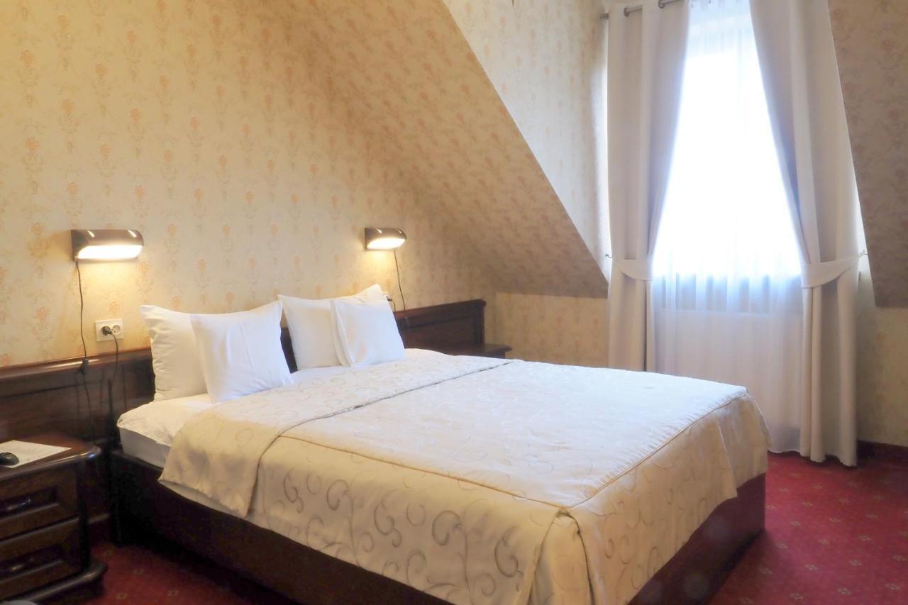 Hotel Sarmata Zespol Dworski Sandomierz Luaran gambar