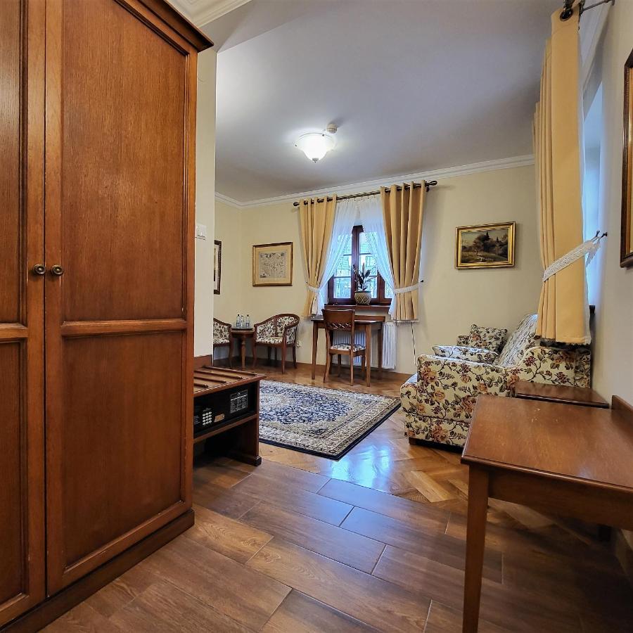Hotel Sarmata Zespol Dworski Sandomierz Luaran gambar