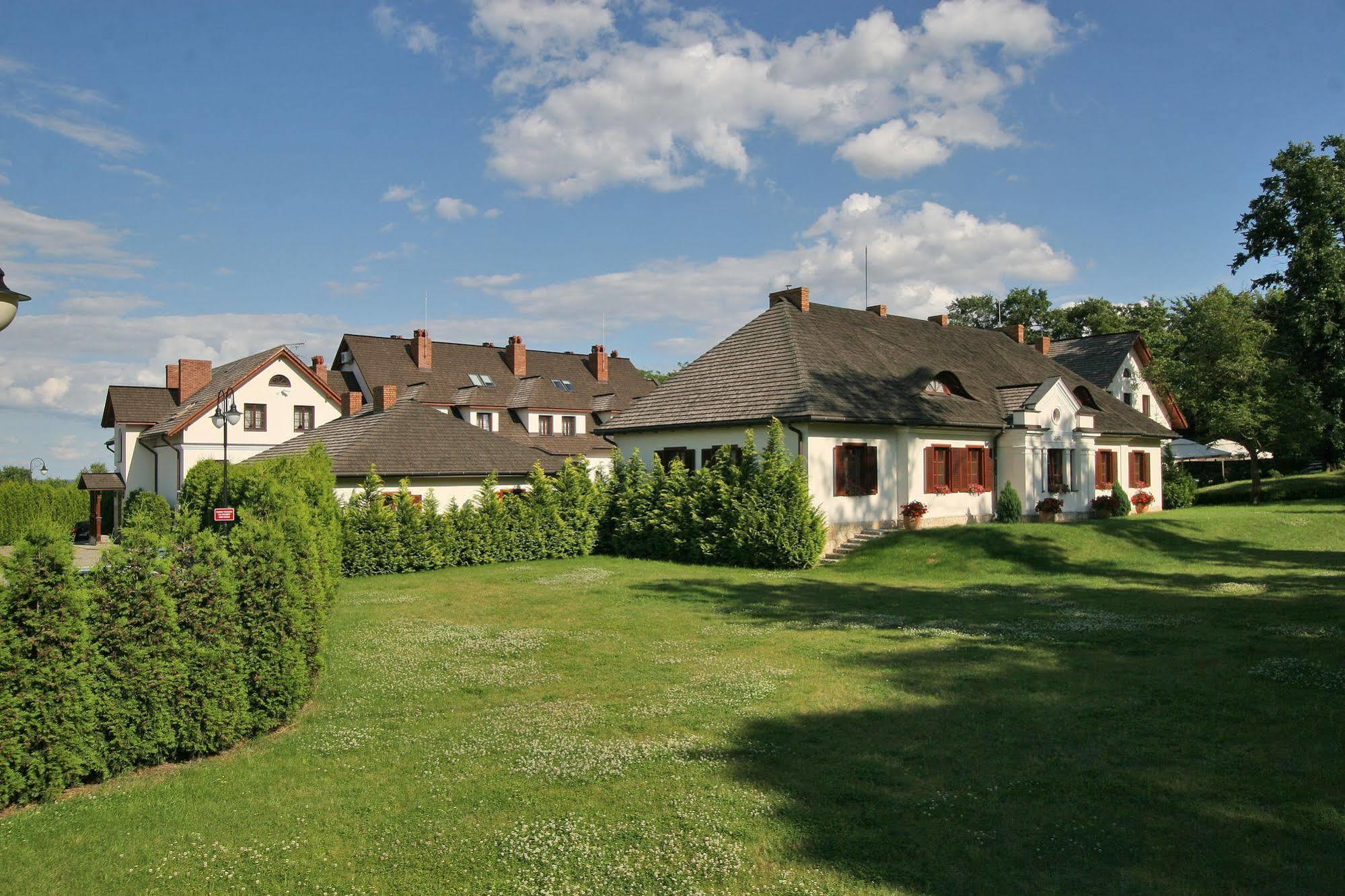Hotel Sarmata Zespol Dworski Sandomierz Luaran gambar