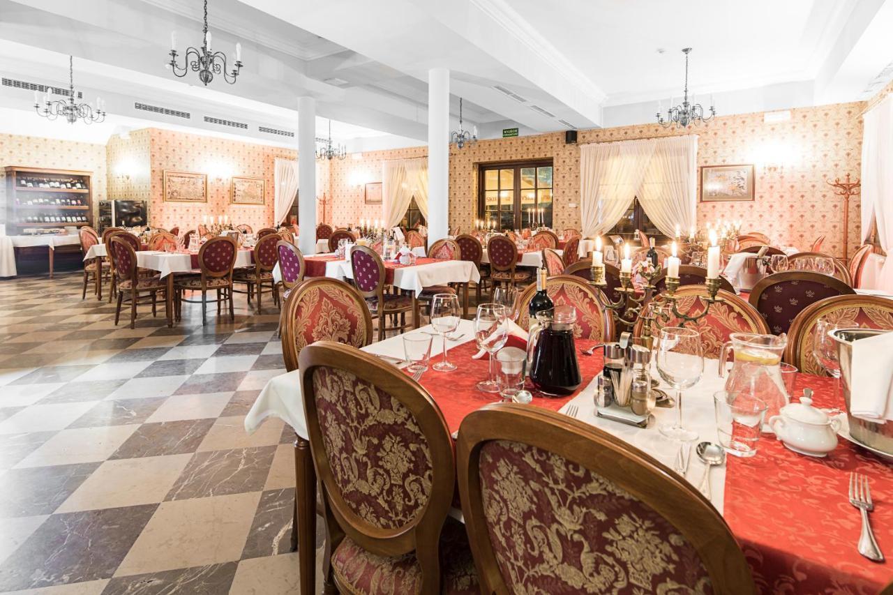 Hotel Sarmata Zespol Dworski Sandomierz Luaran gambar